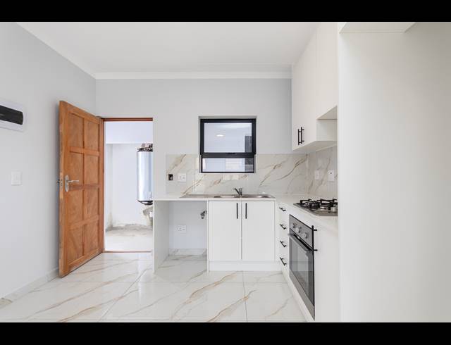 2 BEDROOM APARTMENT FOR SALE IN RUYTERWACHT